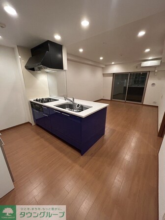 ロイヤルパークス新田の物件内観写真